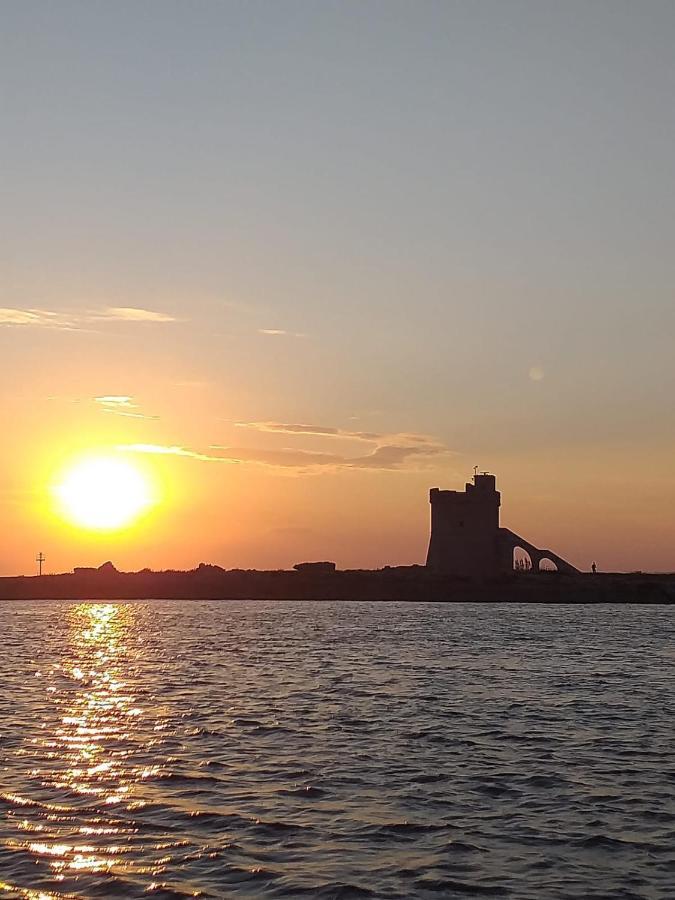 Baia Di Torre Squillace サン・ティジドーロ エクステリア 写真