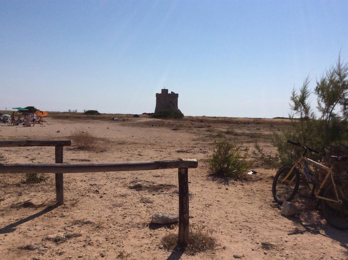 Baia Di Torre Squillace サン・ティジドーロ エクステリア 写真